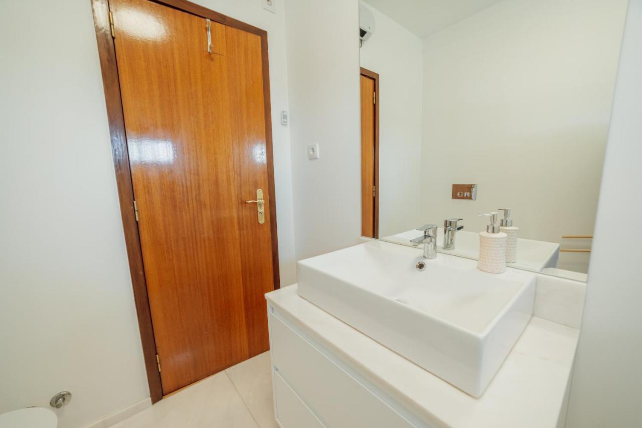 Center Grand With Seaview Terrace By Vacationy Apartamento
